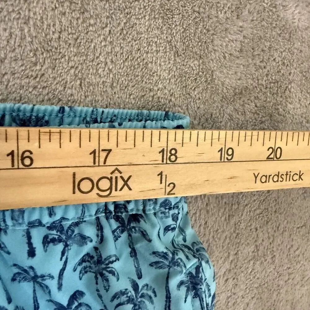 Huk Pursuit Shorts XXL Blue Tropical Palm Tree Fishing Swim Board Shorts Lined